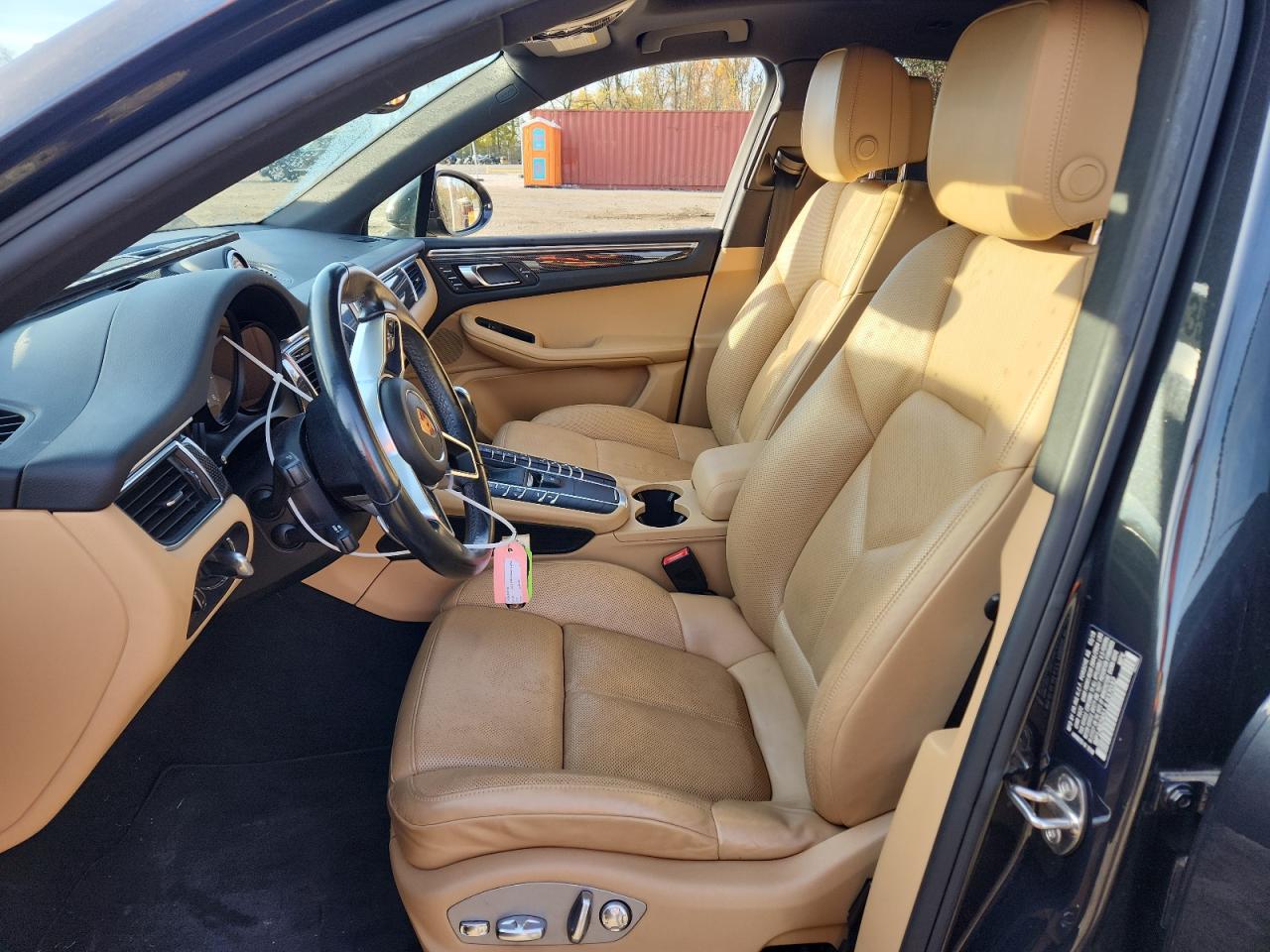 2018 Porsche Macan S VIN: WP1AB2A51JLB37032 Lot: 91819835