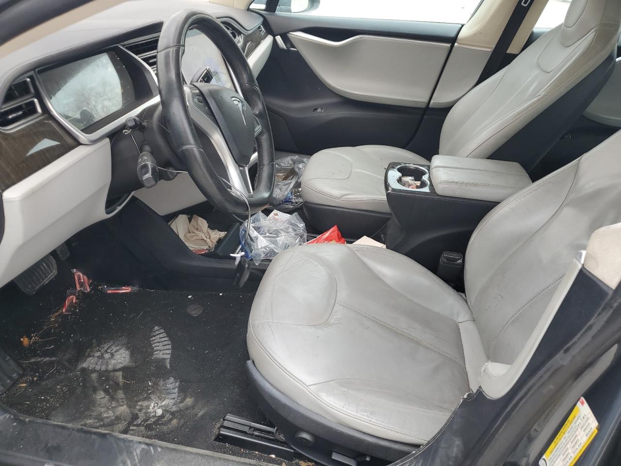 2013 Tesla Model S VIN: 5YJSA1CN8DFP12217 Lot: 93340225