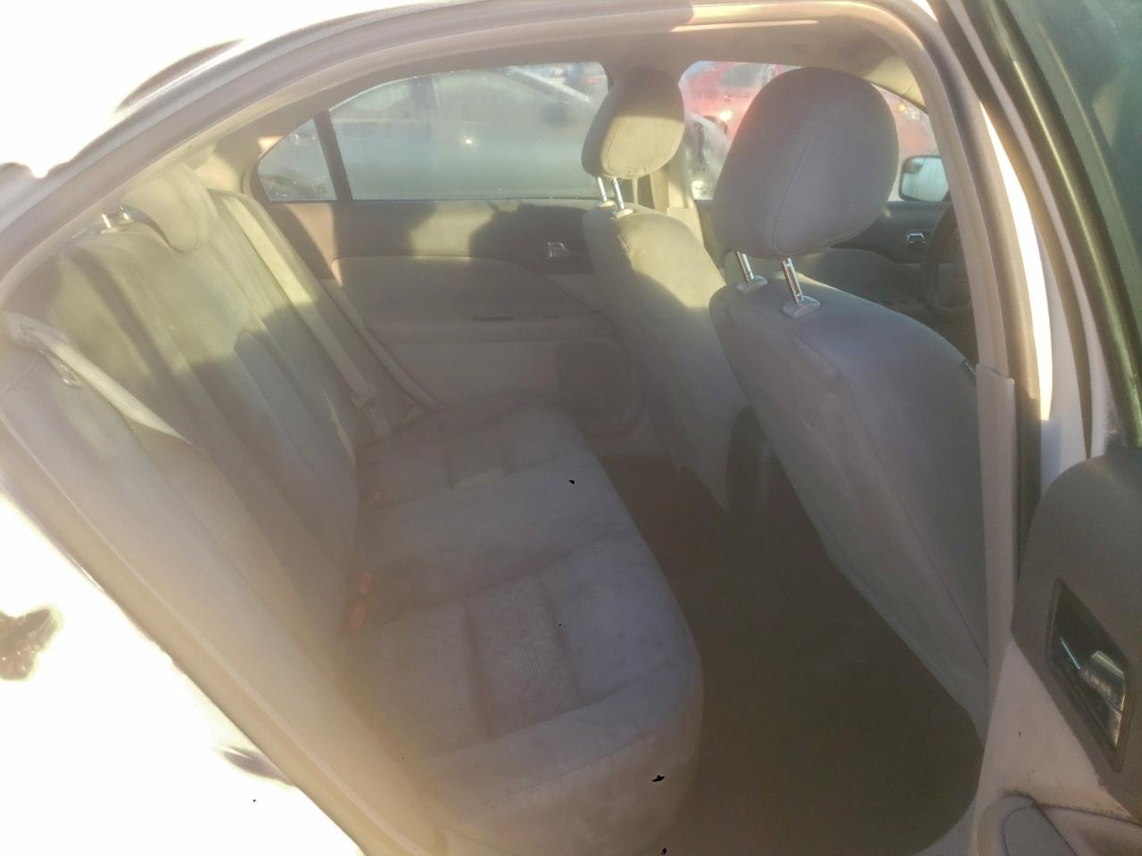 2012 Ford Fusion S VIN: 3FAHP0GA0CR237319 Lot: 93817695