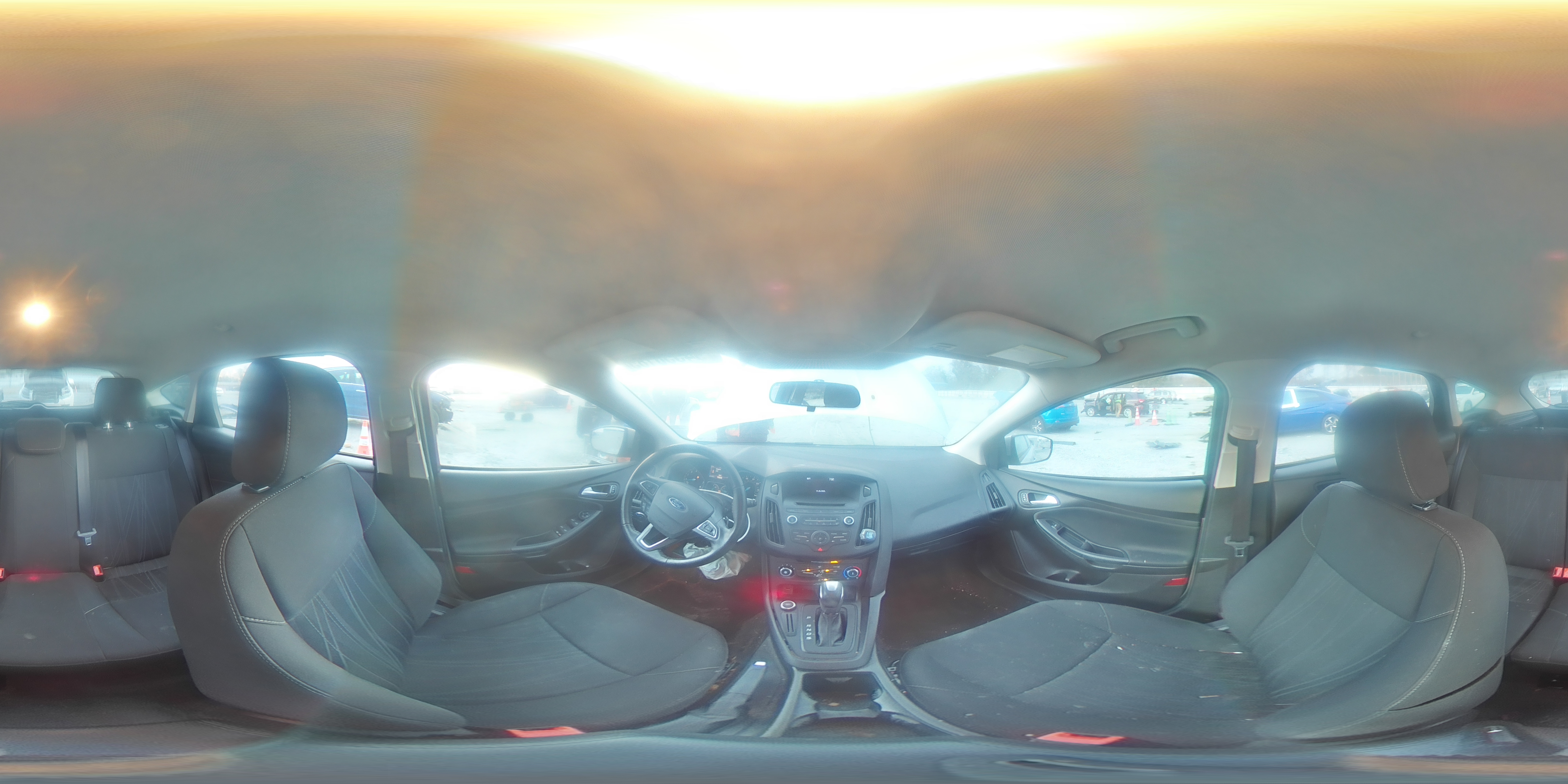 2016 Ford Focus Se VIN: 1FADP3K28GL289267 Lot: 94358185