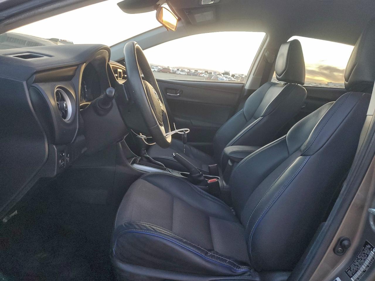 2017 Toyota Corolla L VIN: 5YFBURHE4HP613516 Lot: 94907535