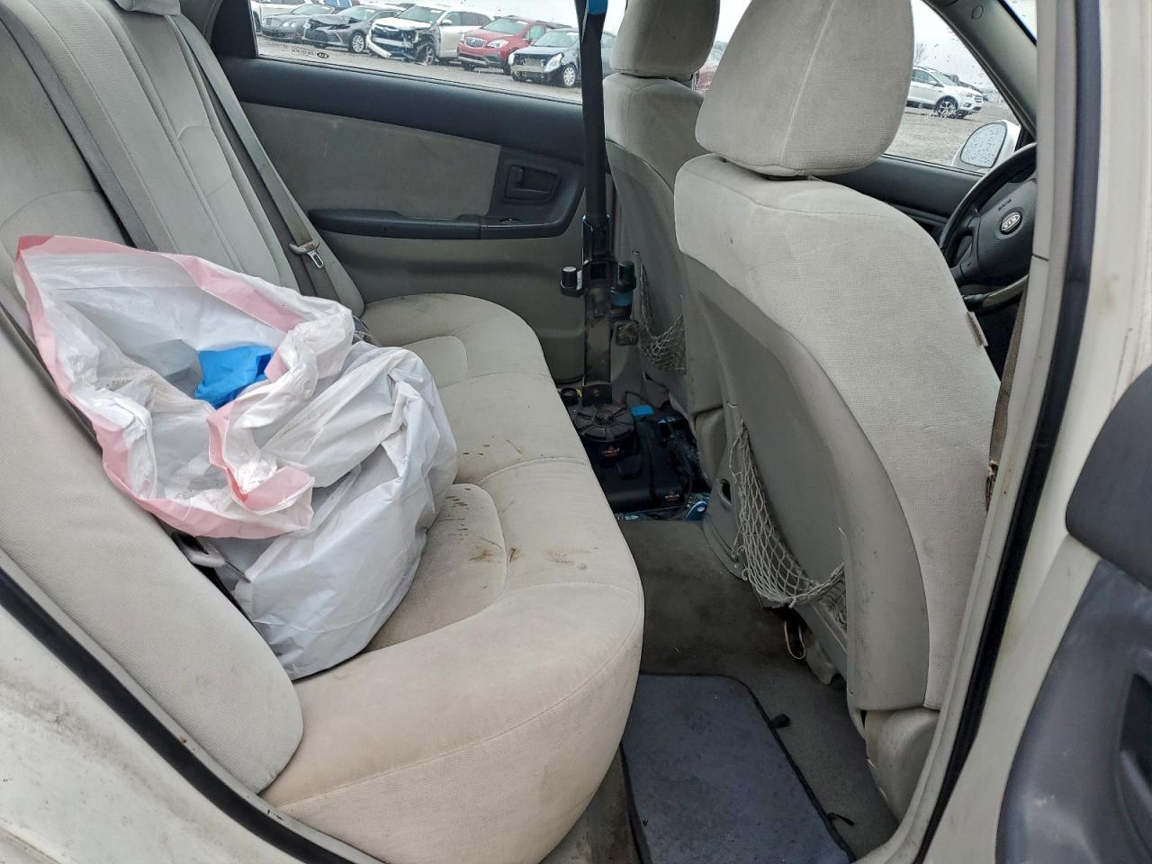 2005 Kia Spectra Lx VIN: KNAFE121455114601 Lot: 93852505