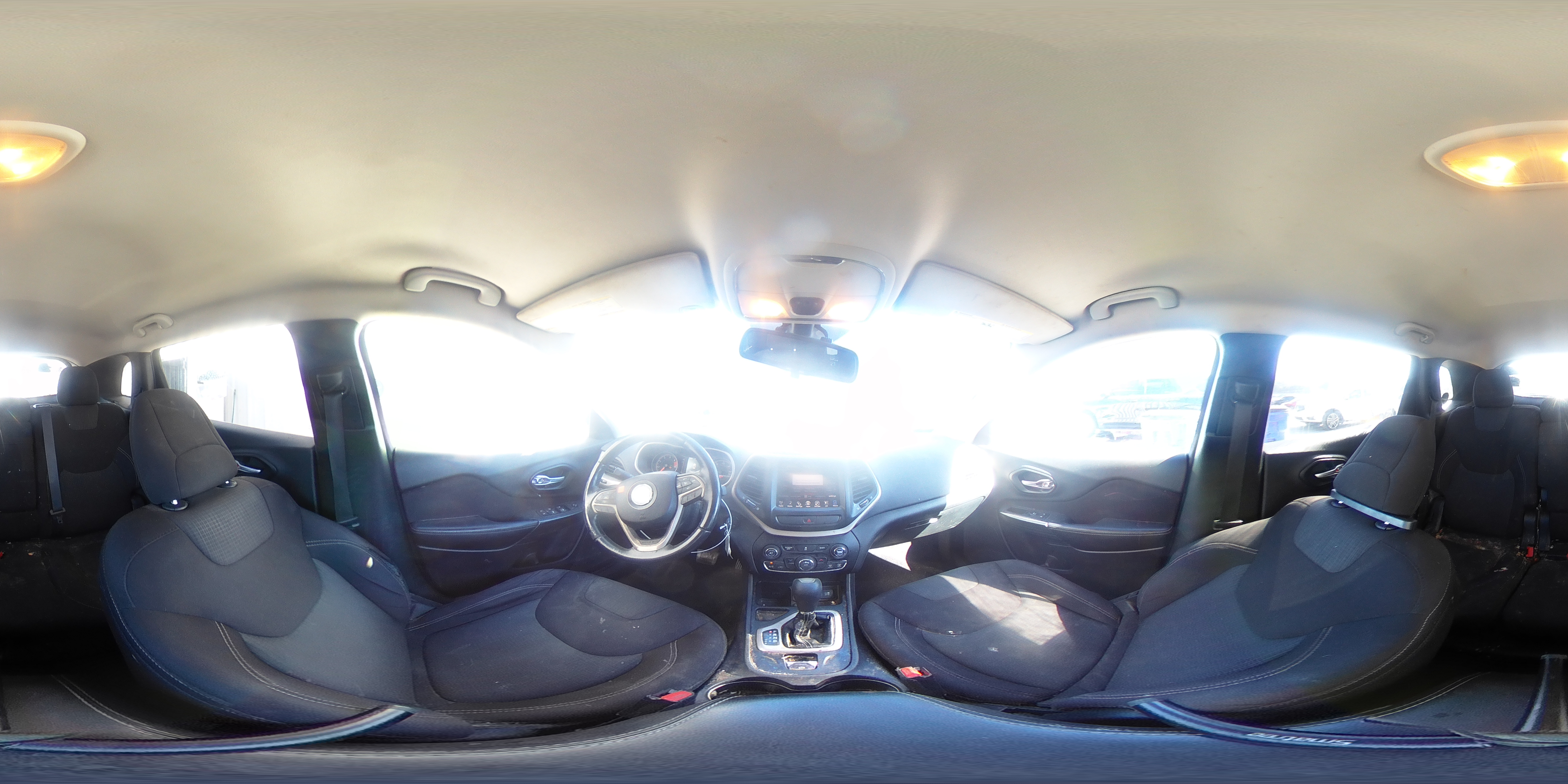 2016 Jeep Cherokee Latitude VIN: 1C4PJLCBXGW233949 Lot: 91675755