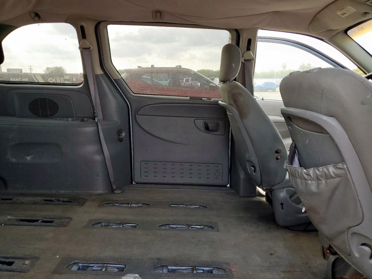 2006 Chrysler Town & Country VIN: 1A4GP45R56B610606 Lot: 93314265