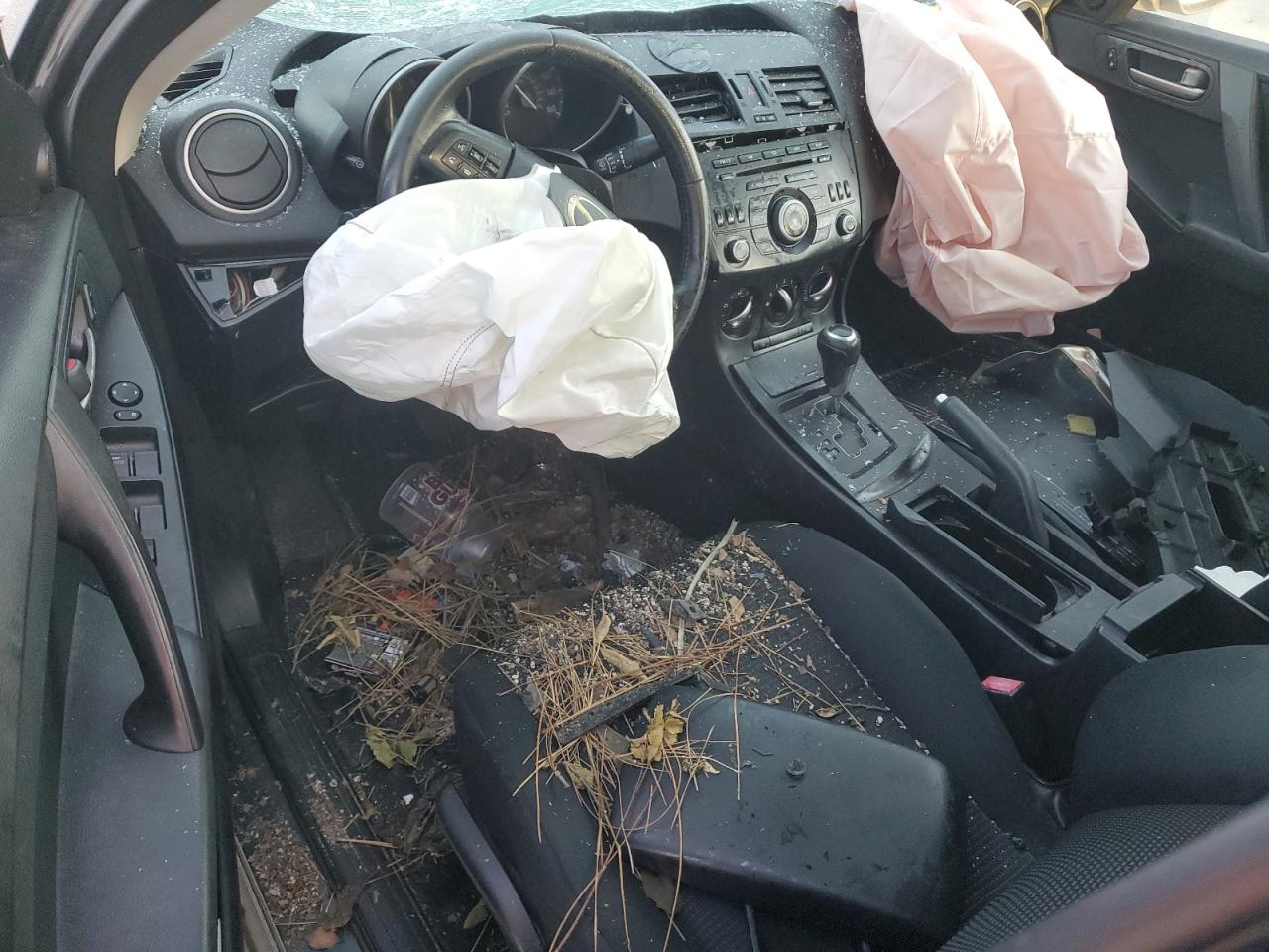 2012 Mazda 3 I VIN: JM1BL1V88C1639584 Lot: 82759105