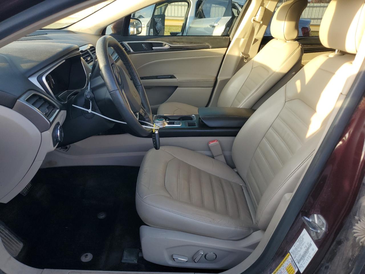 2018 Ford Fusion Se VIN: 3FA6P0H90JR148360 Lot: 92294405