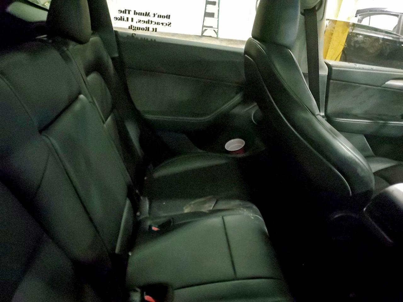 2024 Tesla Model Y VIN: 7SAYGDEE2RA302804 Lot: 93415145