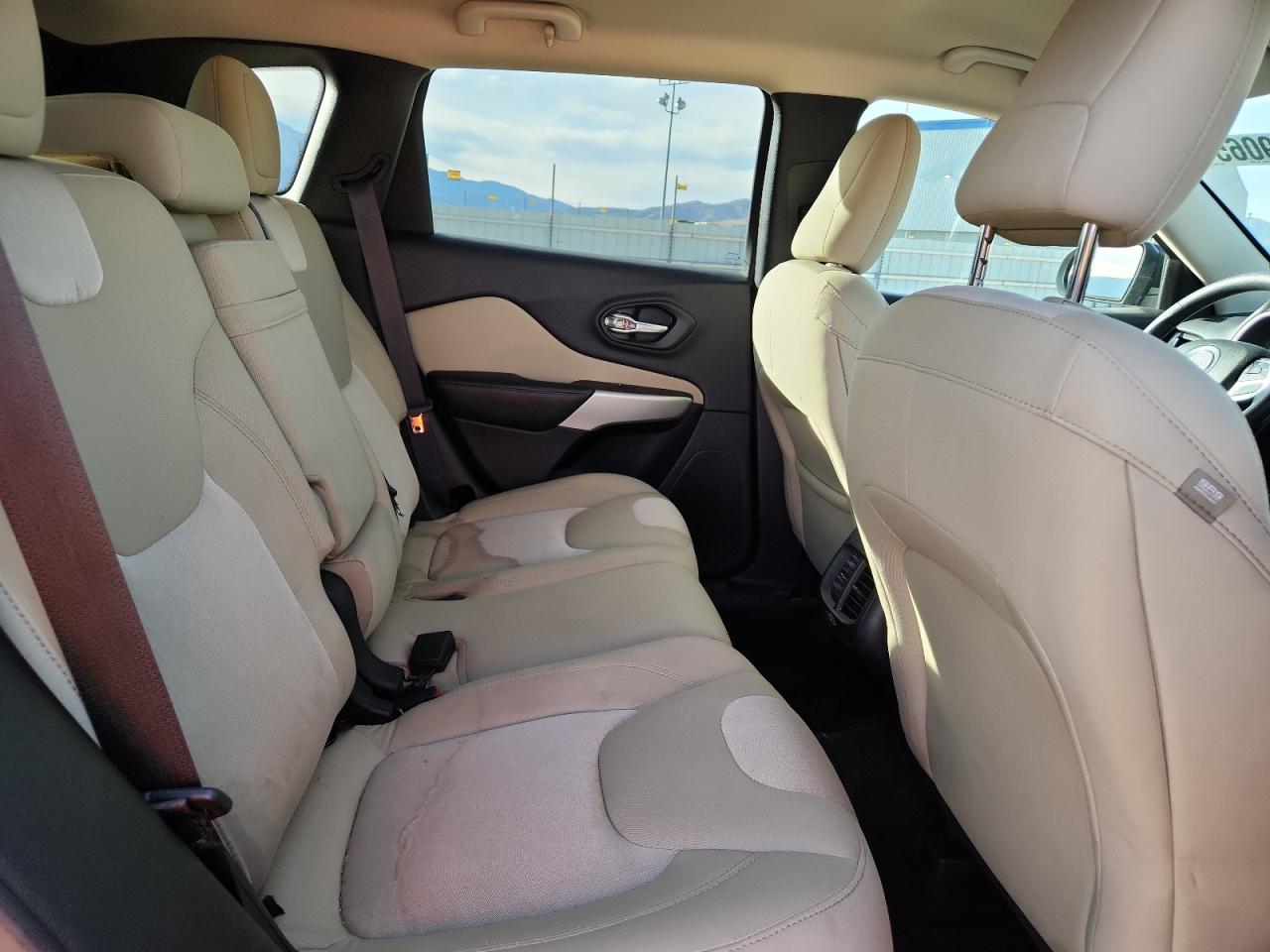 2017 Jeep Cherokee Sport VIN: 1C4PJLAB3HW580981 Lot: 92269065