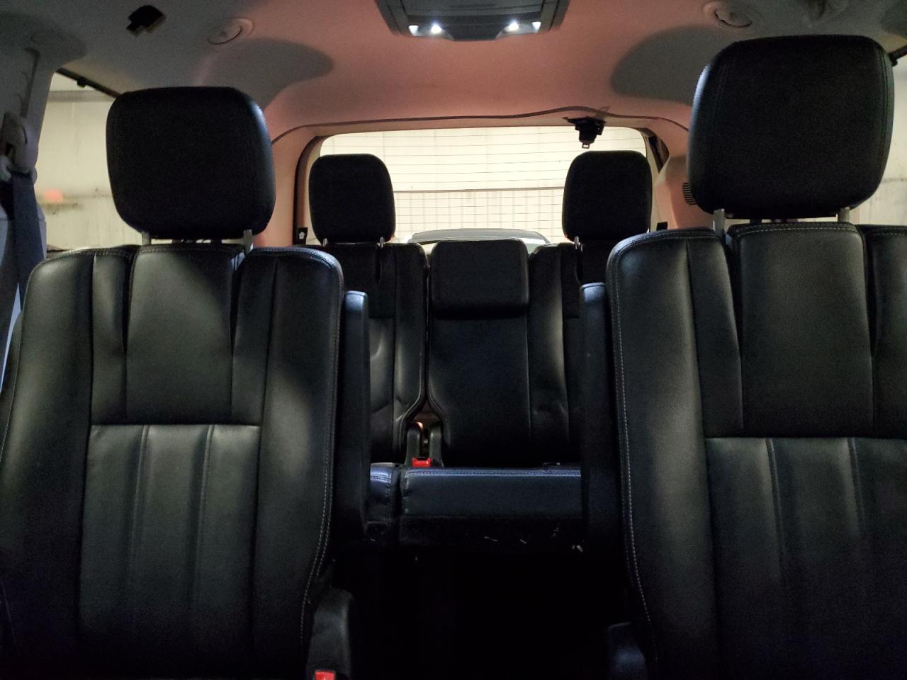 2014 Chrysler Town & Country Touring VIN: 2C4RC1BG4ER449774 Lot: 92010515