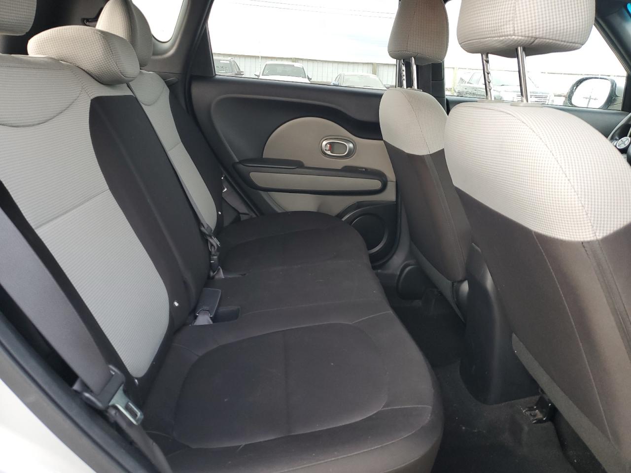 2017 Kia Soul VIN: KNDJN2A29H7456261 Lot: 92230955