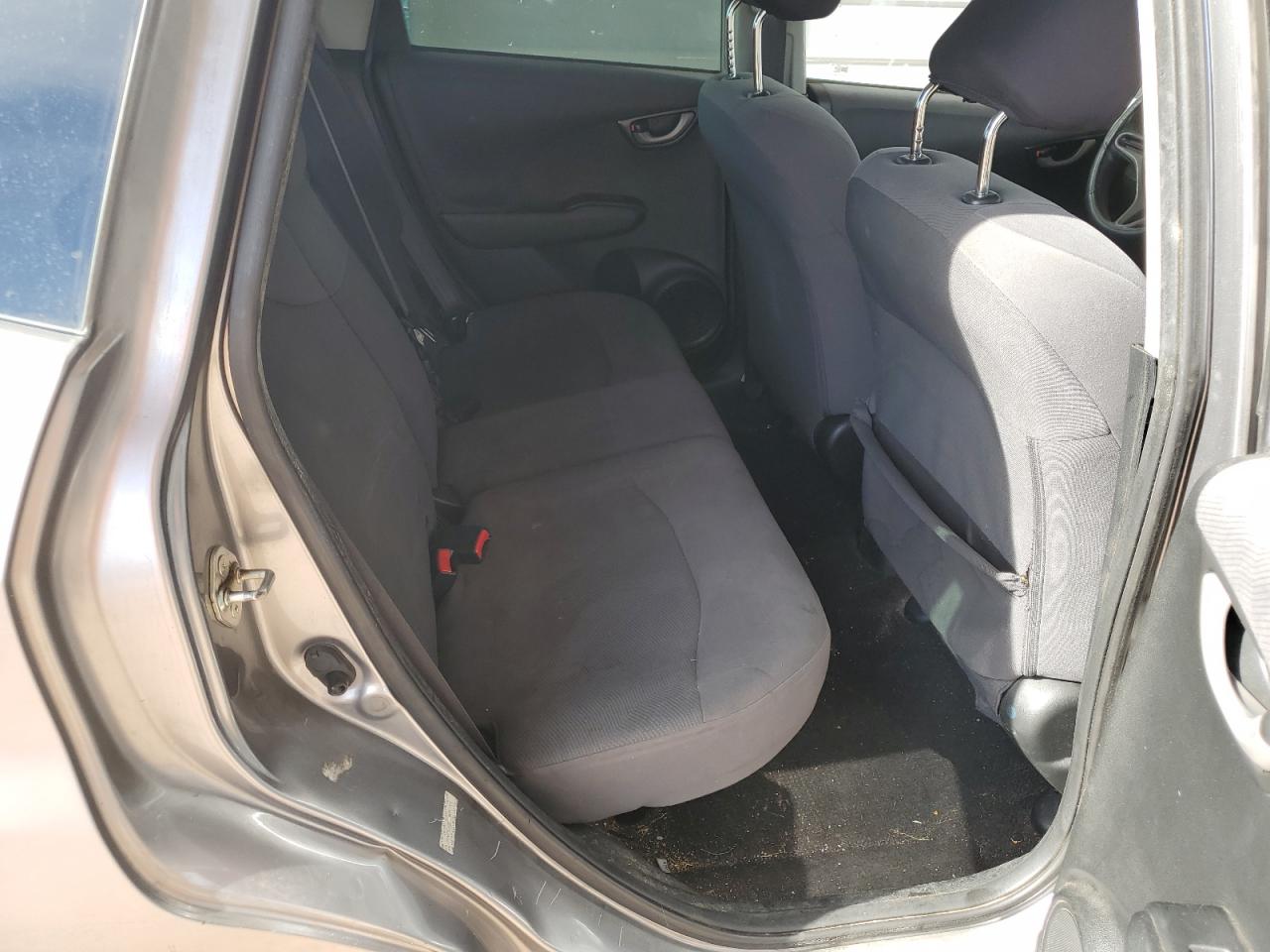 2009 Honda Fit VIN: JHMGE87249S037705 Lot: 92124045