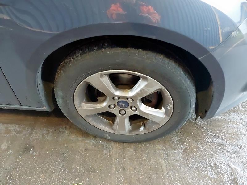 2014 FORD FOCUS 1.6 ZETEC NAVIGATOR 5DR