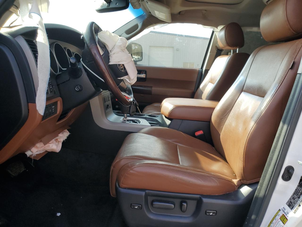 2017 Toyota Sequoia Platinum VIN: 5TDDW5G16HS154295 Lot: 93646025