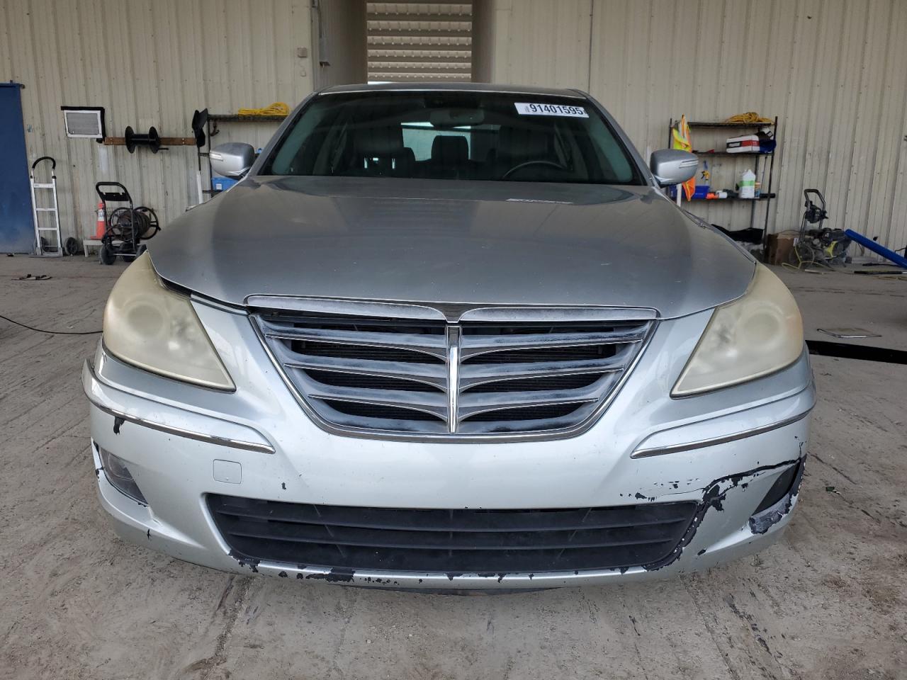 2009 Hyundai Genesis 3.8L VIN: KMHGC46E39U021698 Lot: 91401595