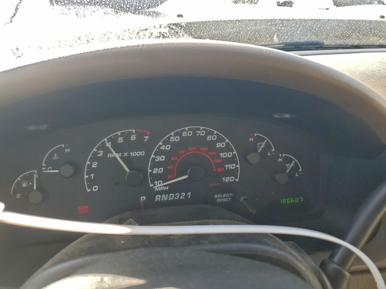 2002 Ford Explorer Xls VIN: 1FMZU62E92UC34152 Lot: 94050985