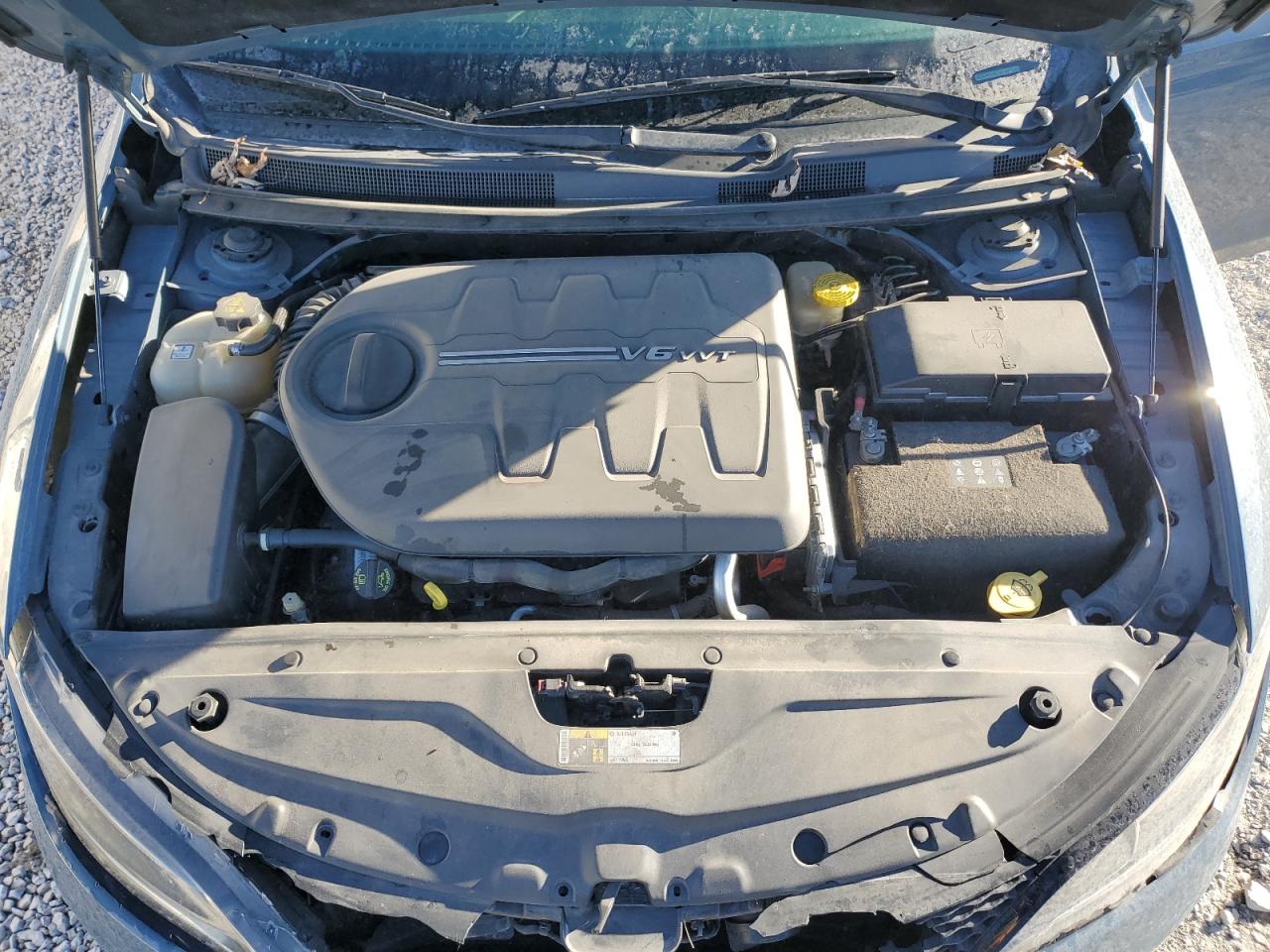 2015 Chrysler 200 S VIN: 1C3CCCDG9FN618544 Lot: 92892685