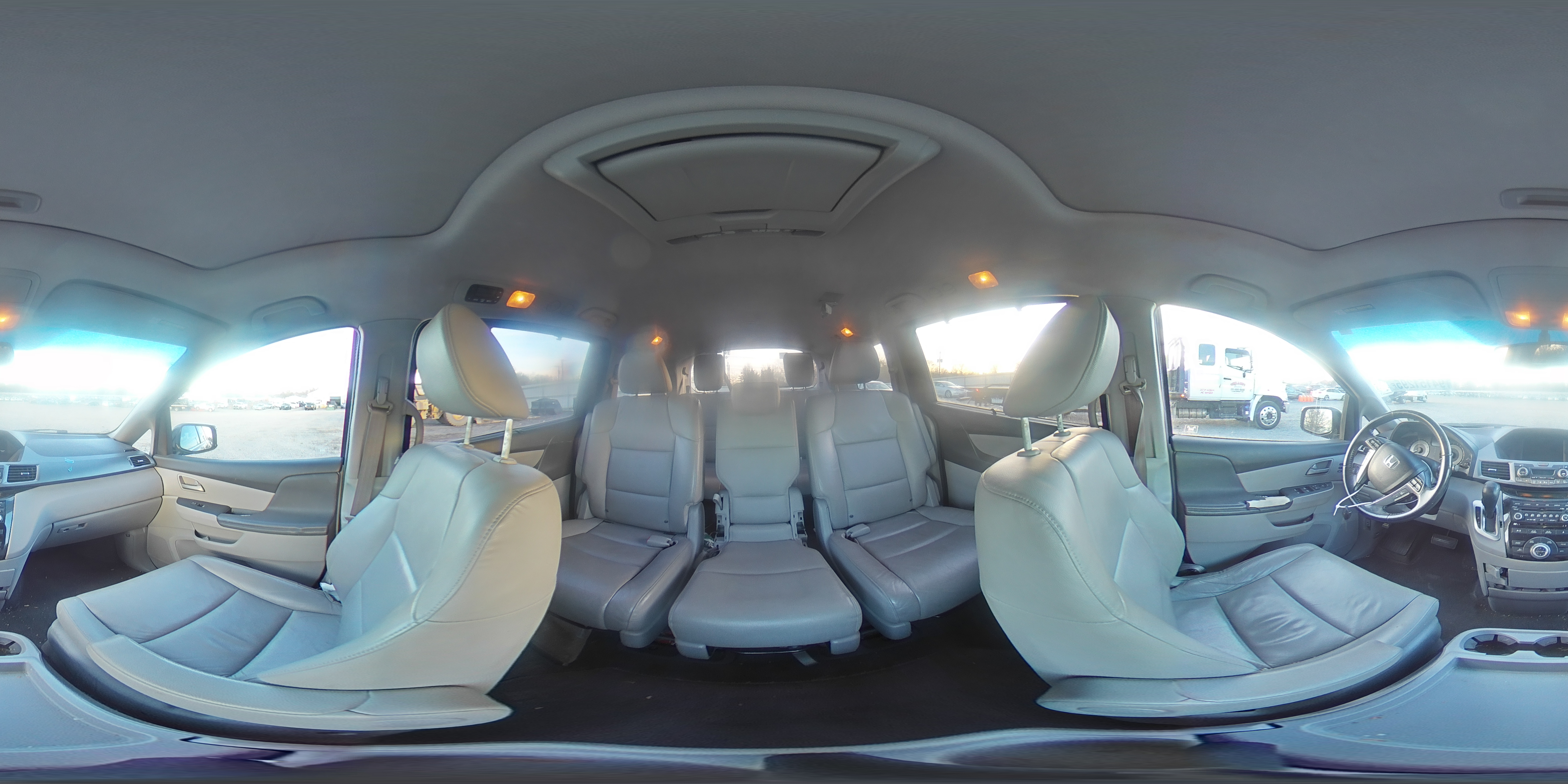 2011 Honda Odyssey Touring VIN: 5FNRL5H95BB069589 Lot: 94151295