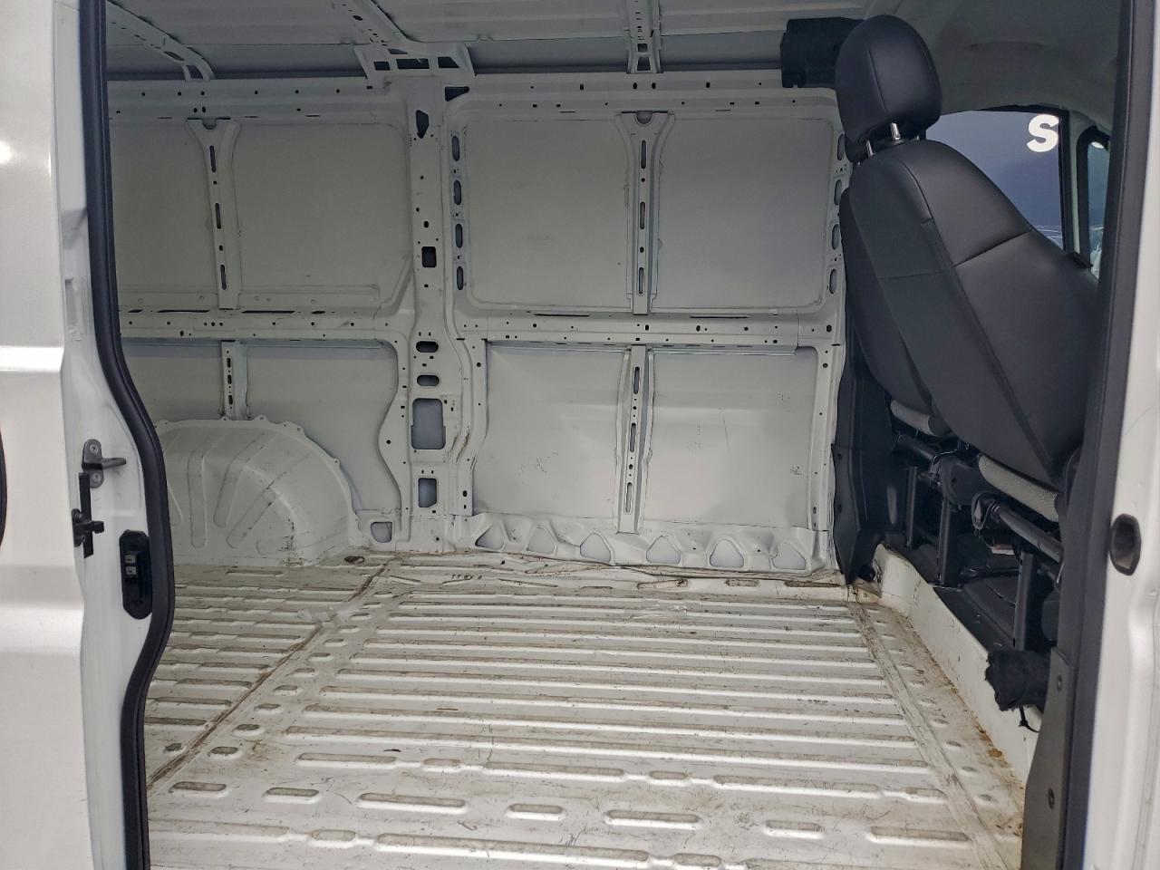 2025 Ram Promaster 2500 Delivery Van VIN: 3C6LRVVG1SE513765 Lot: 92927695