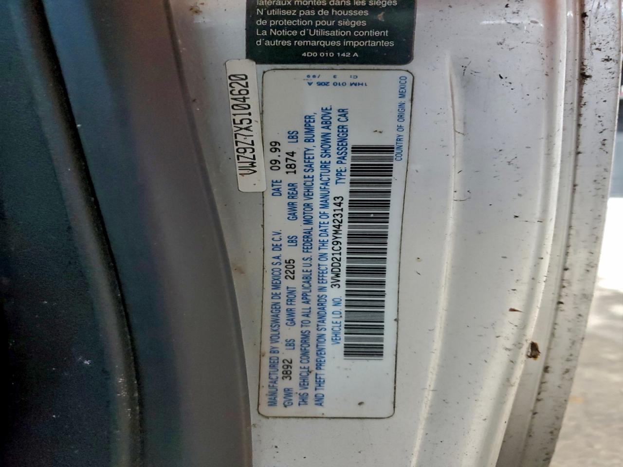 2000 Volkswagen New Beetle Glx VIN: 3VWDD21C9YM423143 Lot: 93456965