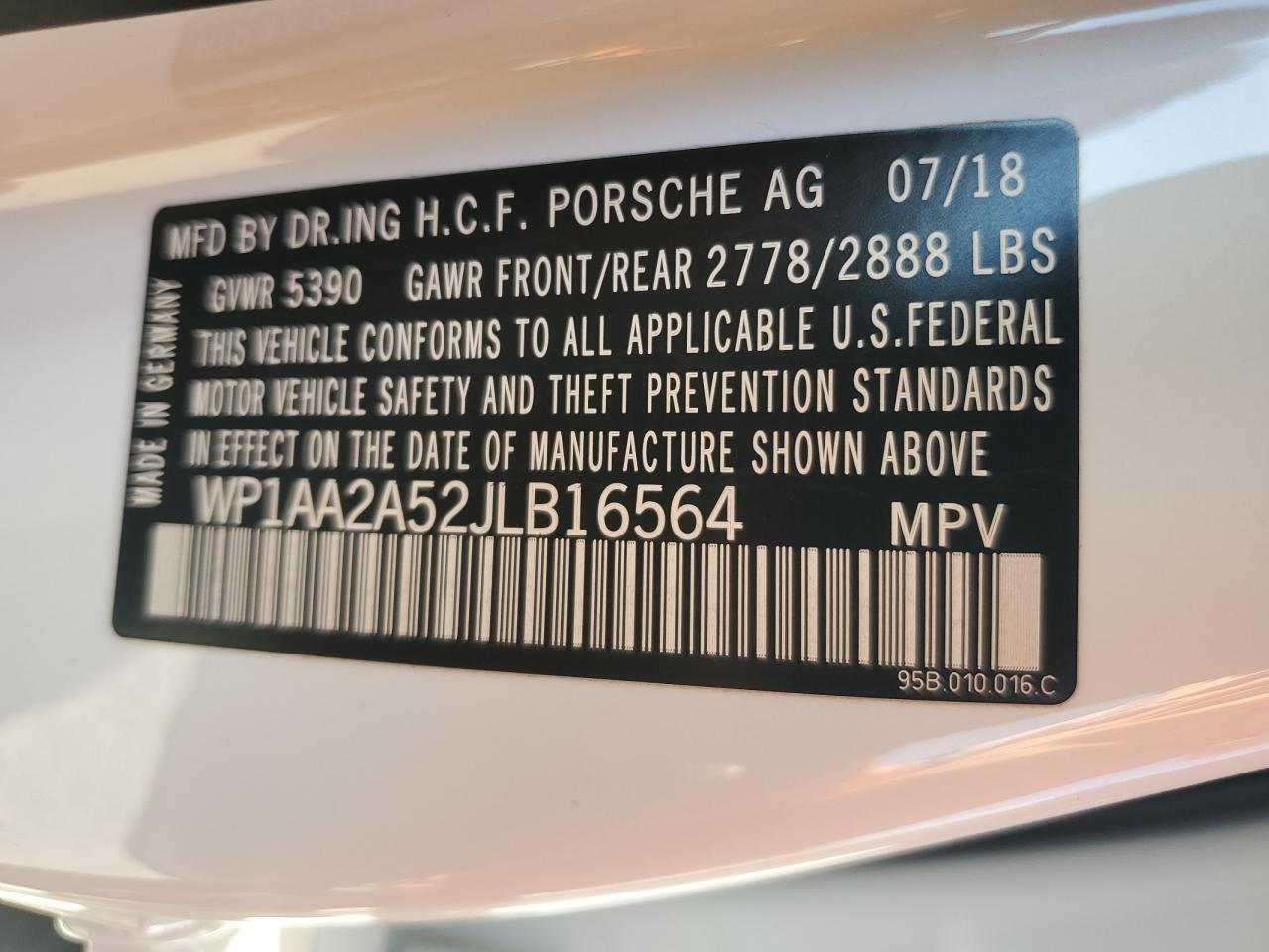 2018 Porsche Macan VIN: WP1AA2A52JLB16564 Lot: 92624115