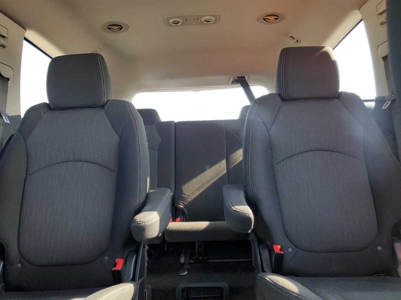 2016 Chevrolet Traverse Lt VIN: 1GNKRHKD2GJ150989 Lot: 93952445