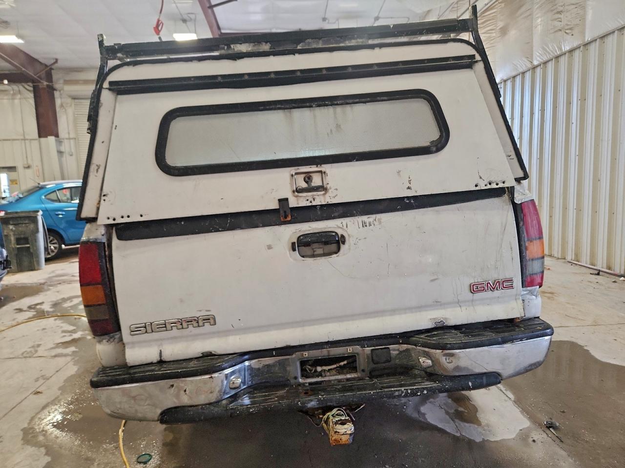 2004 GMC New Sierra C1500 VIN: 1GTEC14X54Z141495 Lot: 93731575