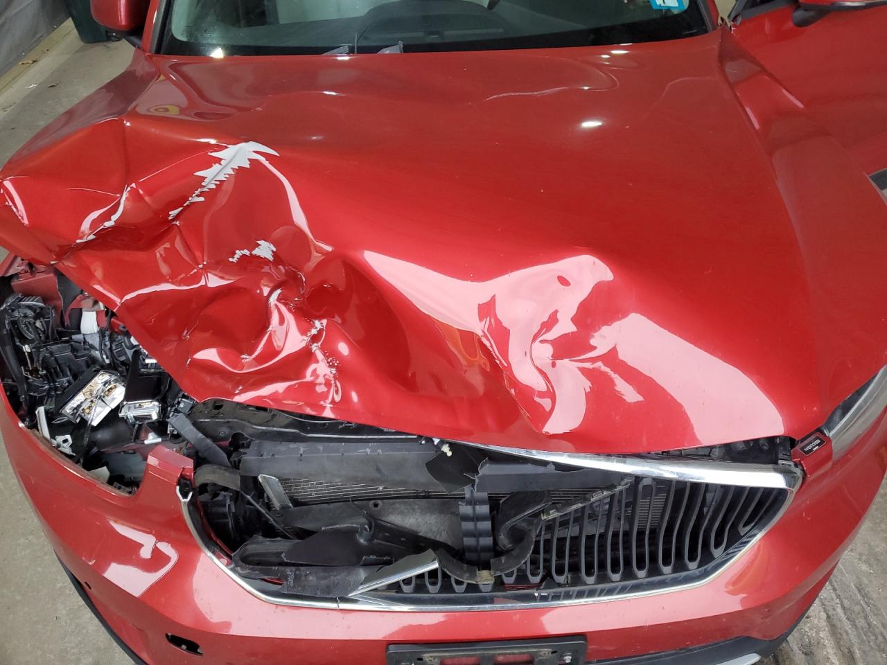 2019 Volvo Xc40 T5 Momentum VIN: YV4162XZ1K2010009 Lot: 92024355