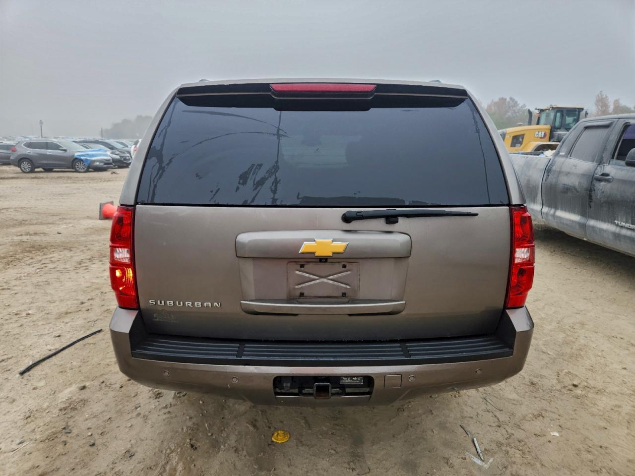 2014 Chevrolet Suburban C1500 Lt VIN: 1GNSCJE04ER178678 Lot: 93516575