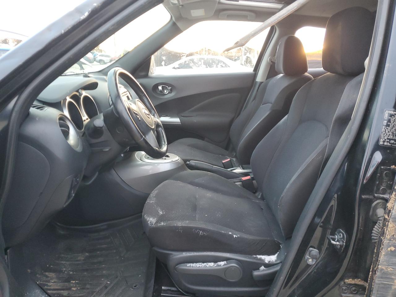 2011 Nissan Juke S VIN: JN8AF5MV2BT025963 Lot: 91916725