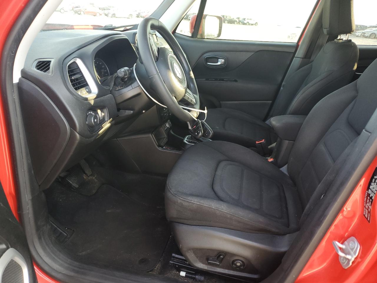 2019 Jeep Renegade Latitude VIN: ZACNJABBXKPJ98992 Lot: 92932615