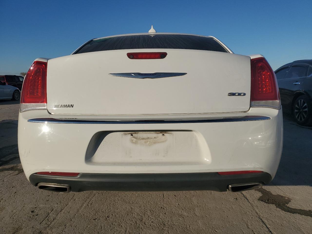 2019 Chrysler 300 Limited VIN: 2C3CCAEG8KH563090 Lot: 91352315