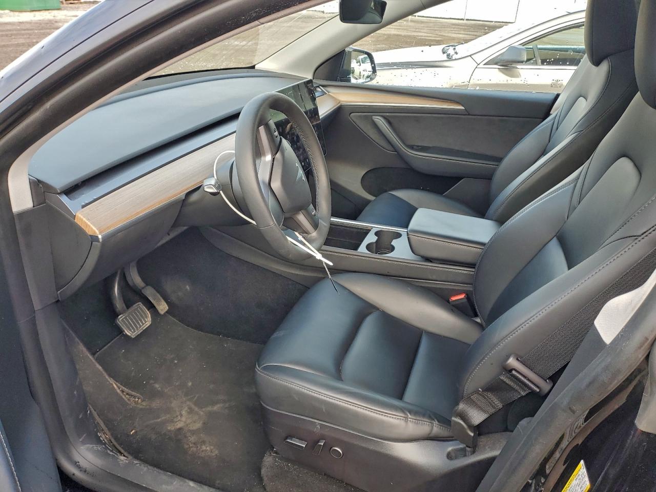 2023 Tesla Model Y VIN: LRWYGDEE6PC264730 Lot: 94545405