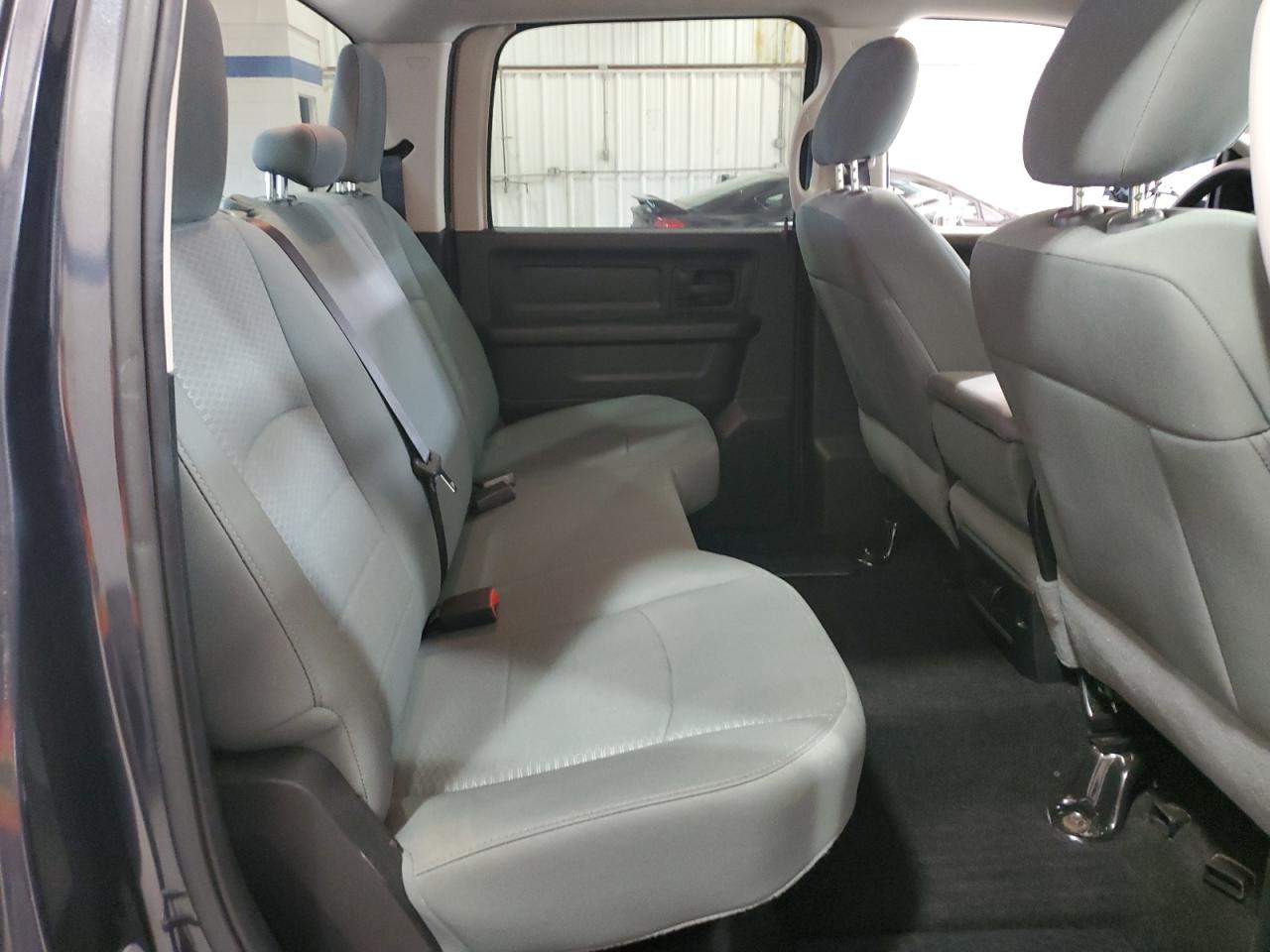 2015 Ram 1500 St VIN: 1C6RR7KT8FS515555 Lot: 91452865