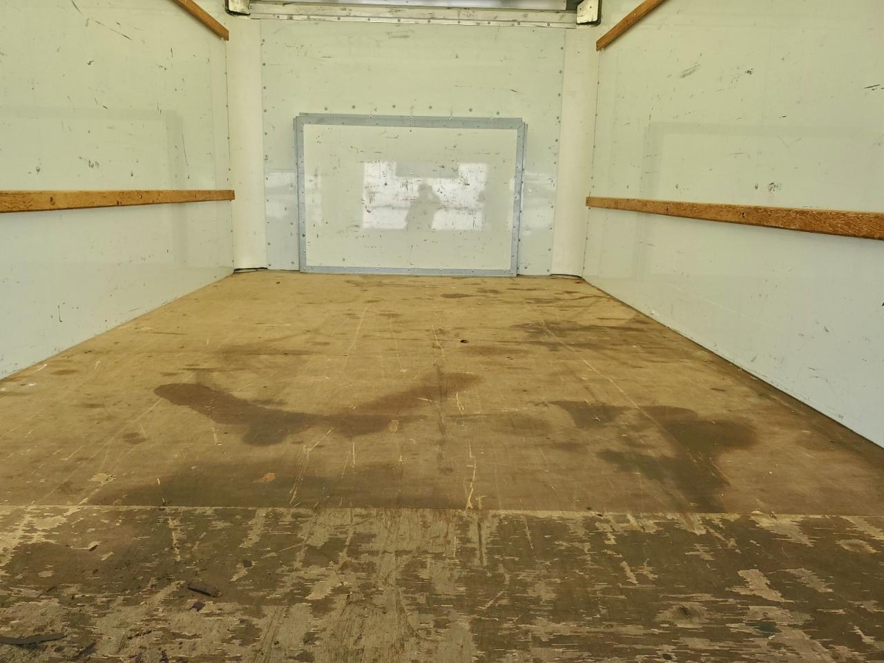 2023 Ford Econoline - Box Truck VIN: 1FDWE3FN3PDD00145 Lot: 94300325