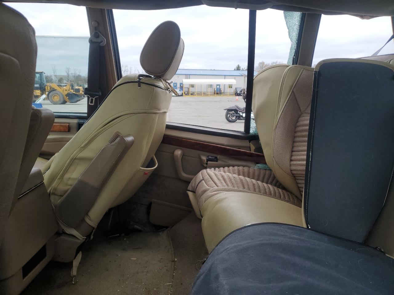 1995 Land Rover Range Rover Long Wheelbase VIN: SALHC1344SA655511 Lot: 92454545