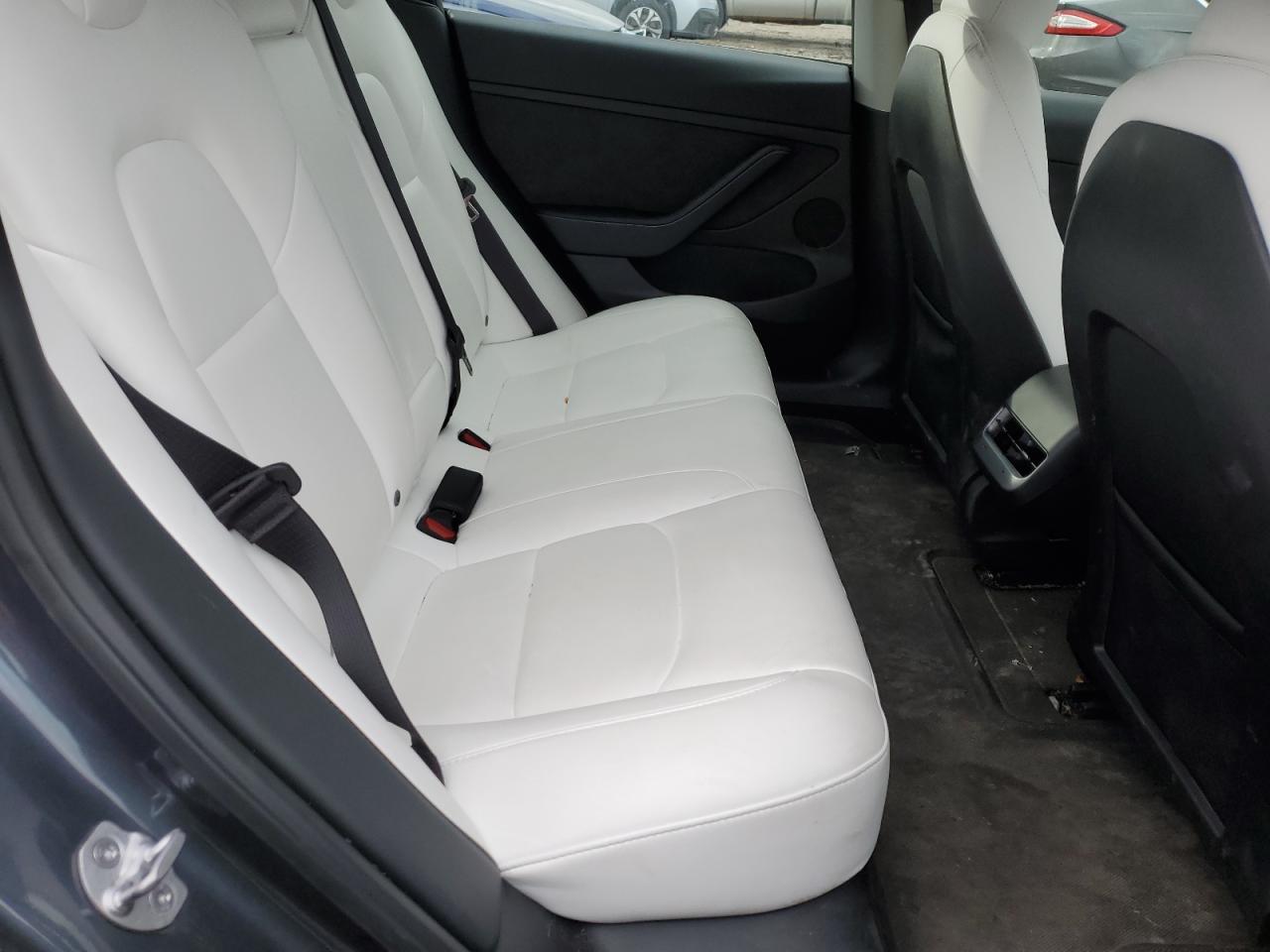 2023 Tesla Model 3 VIN: 5YJ3E1EA6PF639727 Lot: 93092675