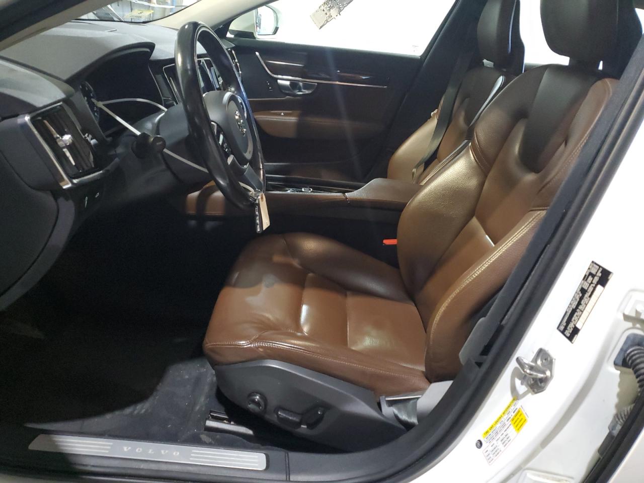 2018 Volvo S90 T5 Momentum VIN: LVY982MK5JP016235 Lot: 91518575