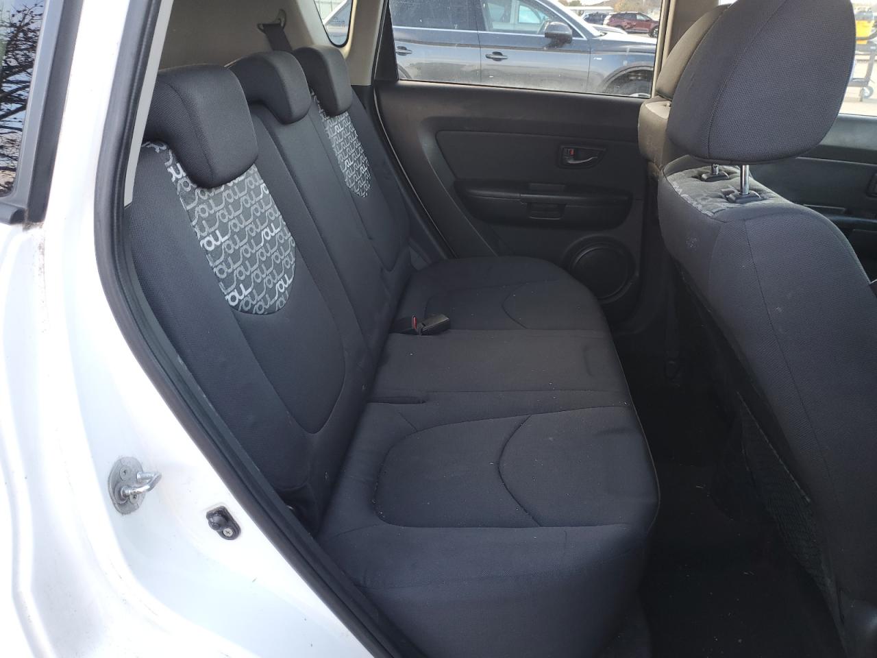 2010 Kia Soul + VIN: KNDJT2A20A7704229 Lot: 91922265