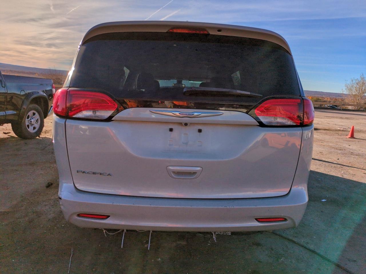 2017 Chrysler Pacifica Lx VIN: 2C4RC1CG7HR730440 Lot: 94522425