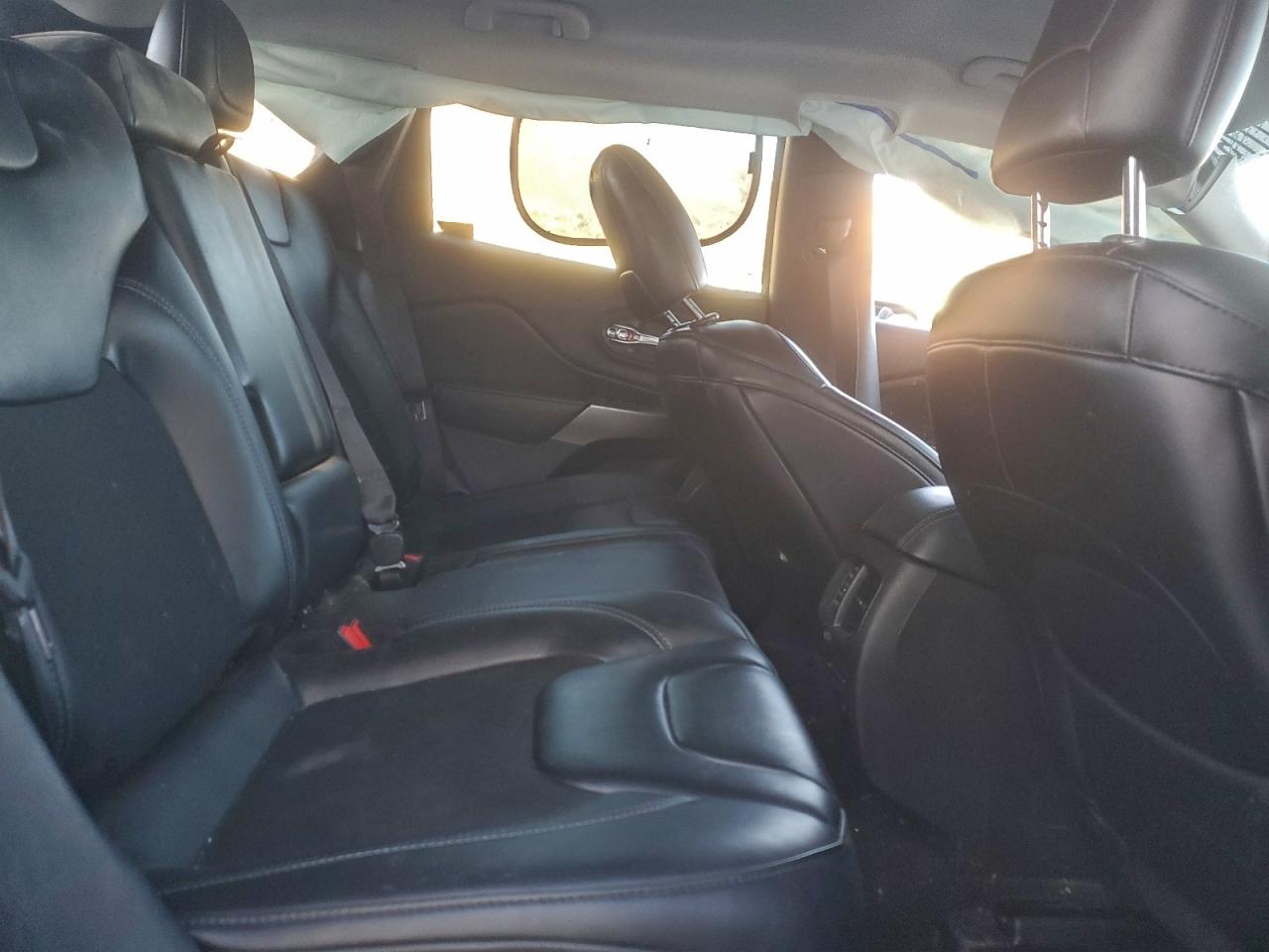 2019 Jeep Cherokee Latitude Plus VIN: 1C4PJMLB0KD473683 Lot: 94537775