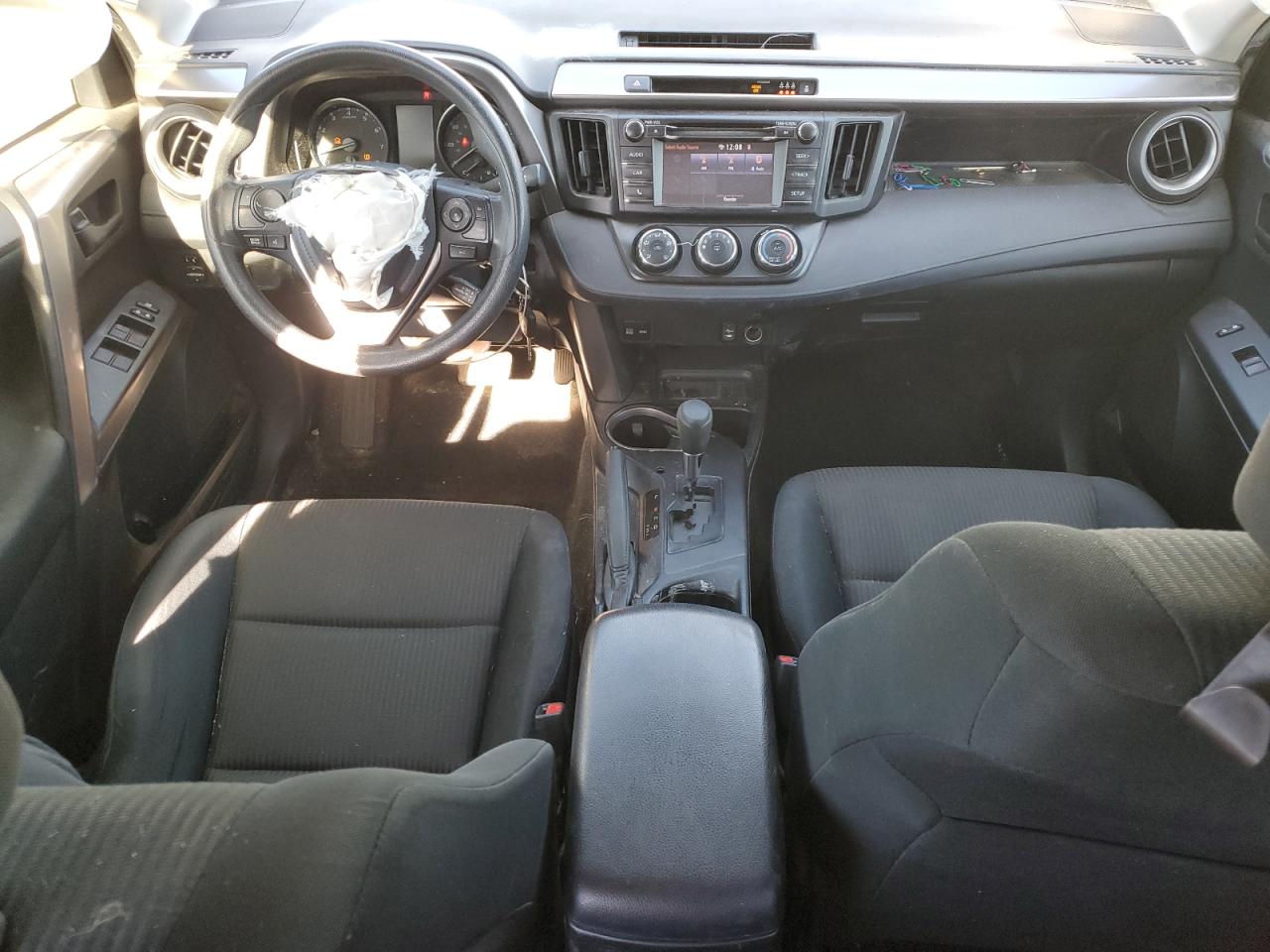 2018 Toyota Rav4 Le VIN: JTMZFREV6JJ179929 Lot: 90925295