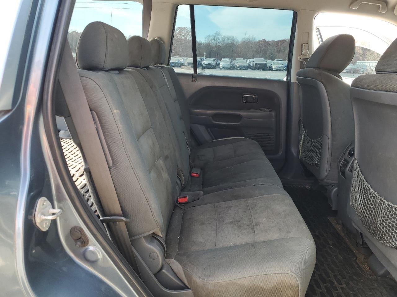 2006 Honda Pilot Lx VIN: 5FNYF28156B046301 Lot: 93498855