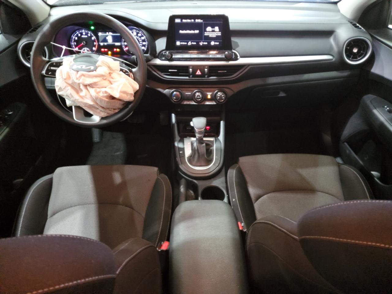 2024 Kia Forte Lx VIN: 3KPF24AD1RE817592 Lot: 85438035