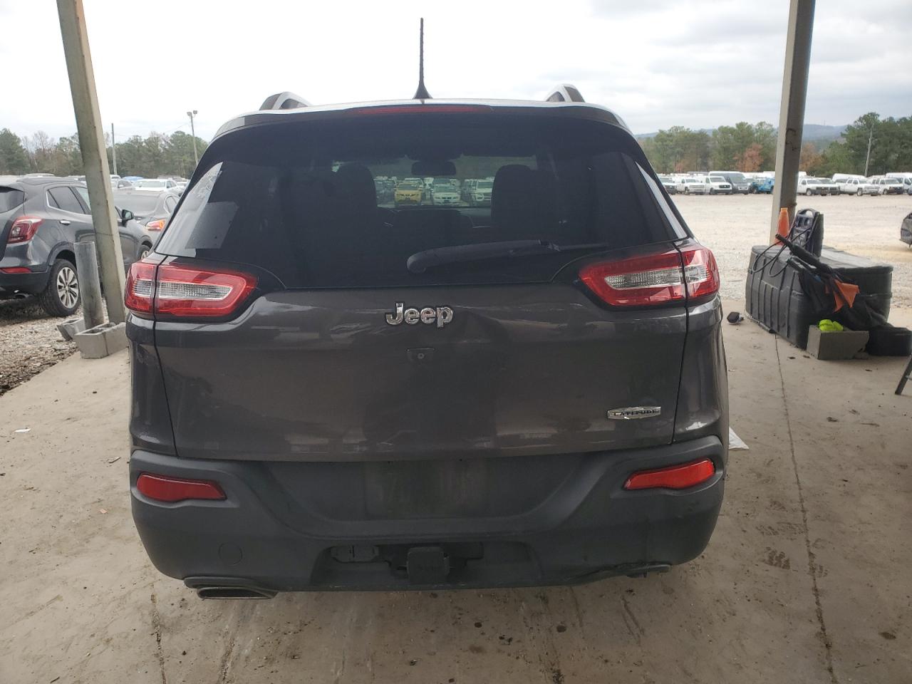 2018 Jeep Cherokee Latitude Plus VIN: 1C4PJLLX0JD534244 Lot: 92100235