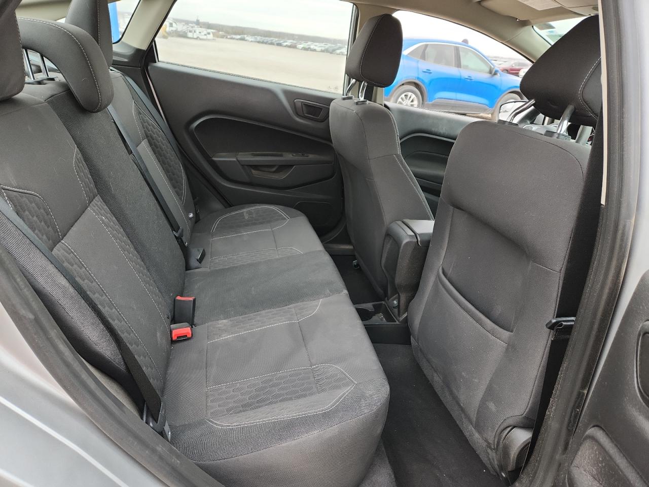 2018 Ford Fiesta Se VIN: 3FADP4BJ1JM132392 Lot: 92999875