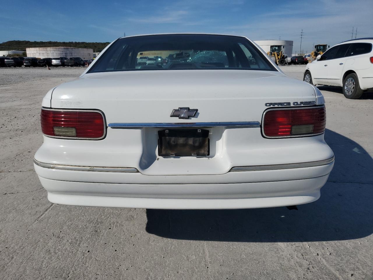 1996 Chevrolet Caprice Classic VIN: 1G1BL52W6TR185839 Lot: 91555905