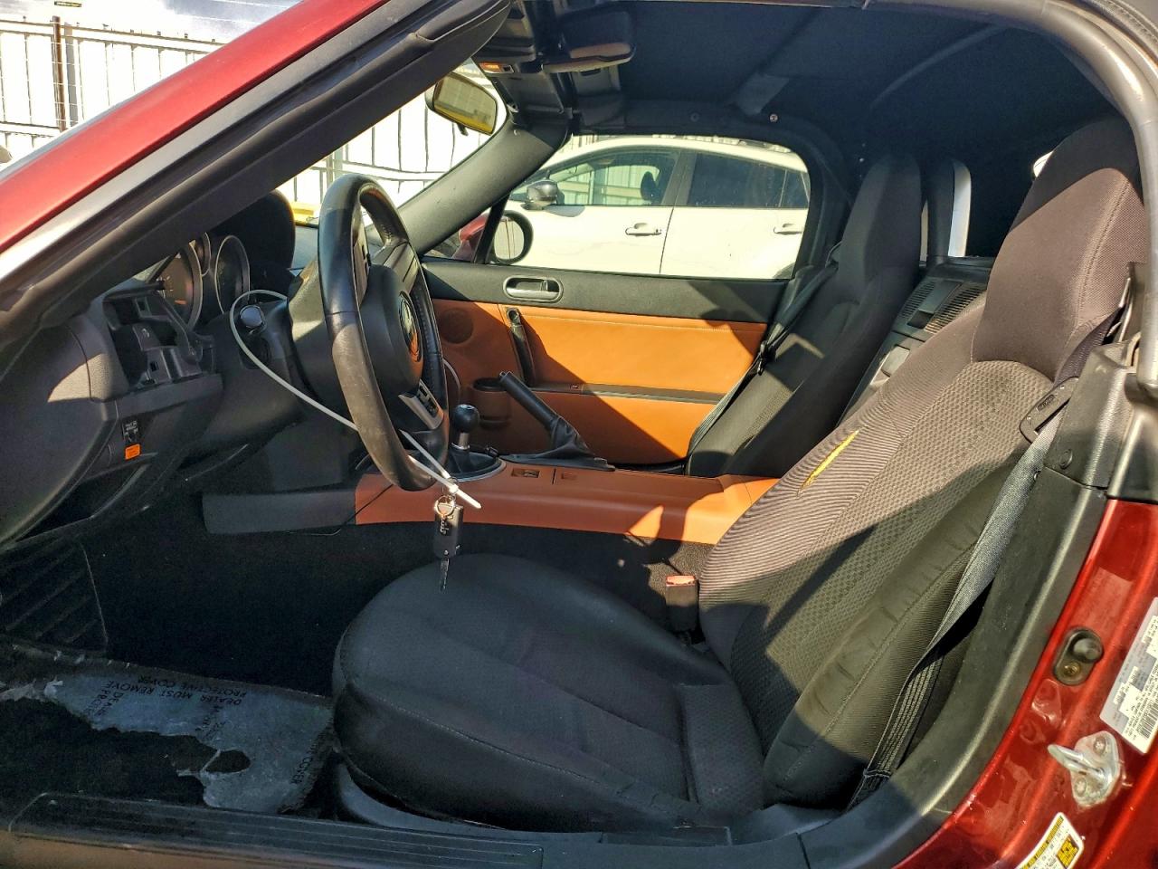 2006 Mazda Mx-5 Miata VIN: JM1NC25F560119211 Lot: 93735415