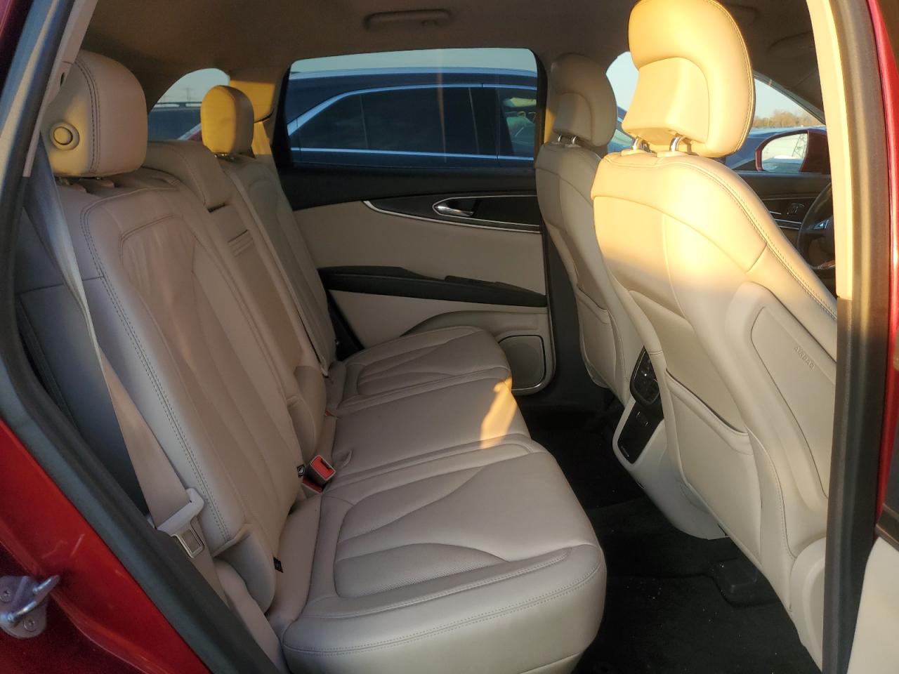 2018 Lincoln Mkx Select VIN: 2LMPJ6KR2JBL22343 Lot: 92468755