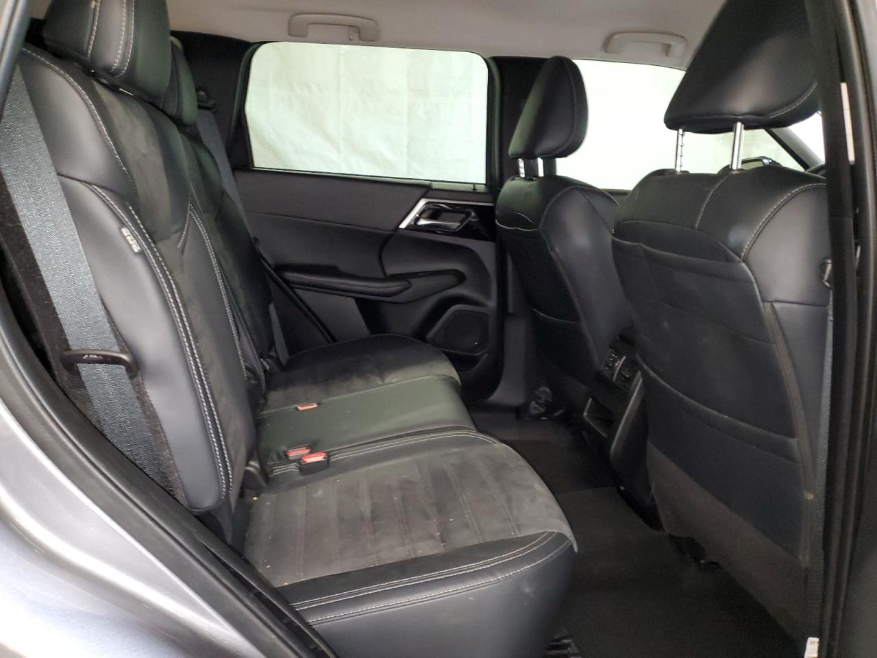 2022 Mitsubishi Outlander Se VIN: JA4J4UA82NZ024964 Lot: 92214395