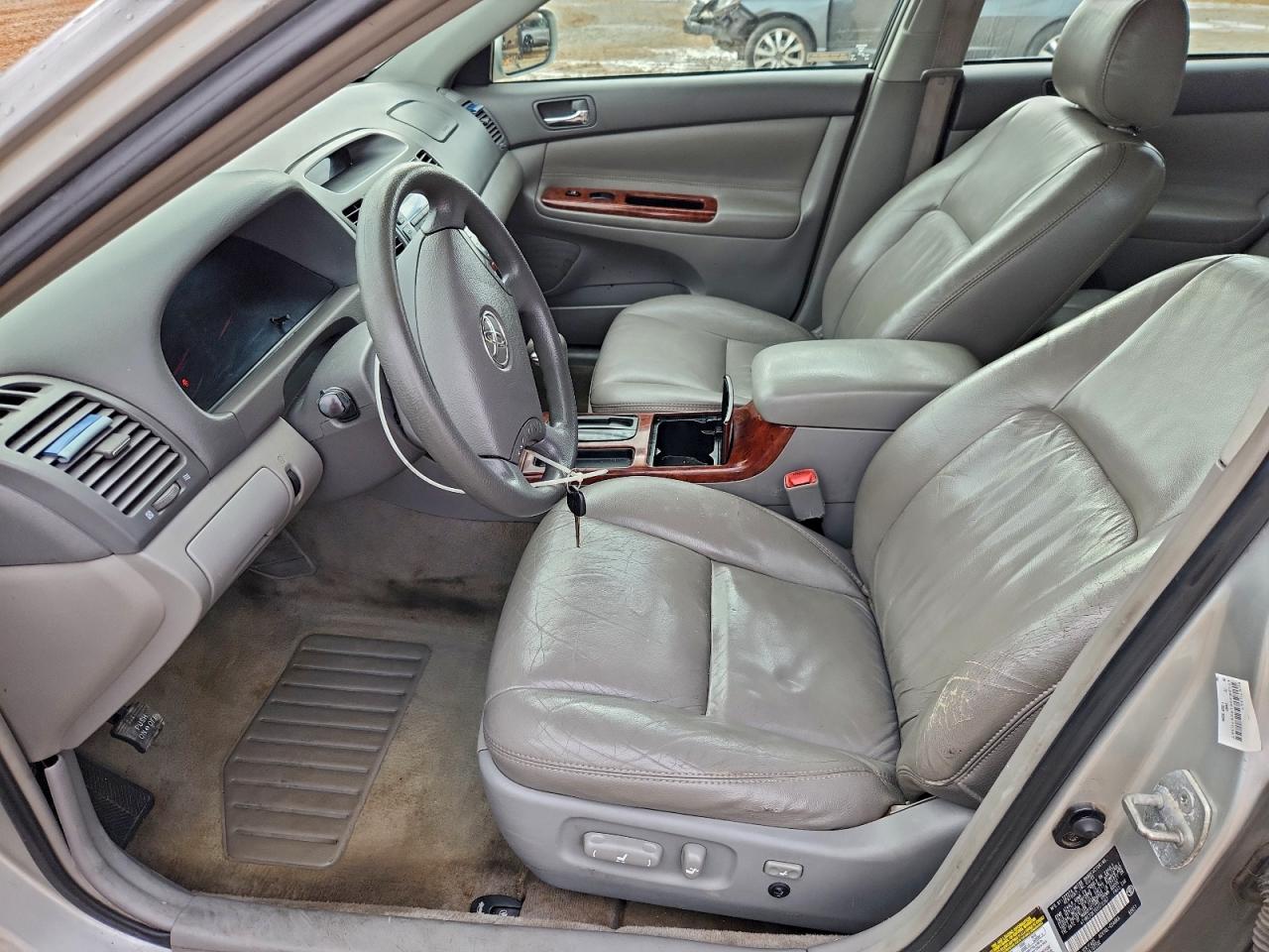 2005 Toyota Camry Le VIN: 4T1BE32K15U570367 Lot: 94127665